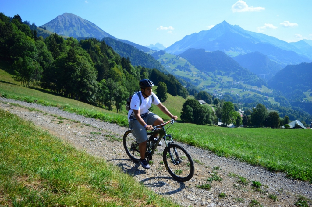 Village Camps International Summer Camp Leysin, Switzerland 2025-08-09 https://www.villagecamps.com/journals_admin/images/2103-7997-DSC_5777.jpg