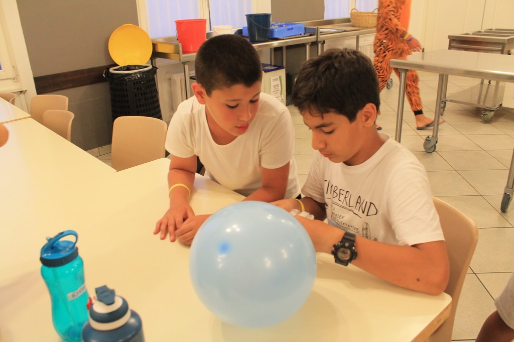 Village Camps International Summer Camp Leysin, Switzerland 2025-08-09 https://www.villagecamps.com/journals_admin/images/2104-4435-IMG_4176.jpg