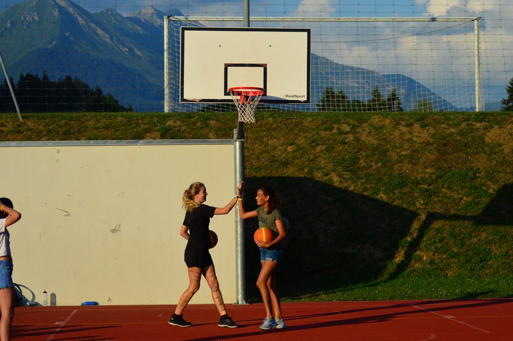 Village Camps International Summer Camp Leysin, Switzerland 2025-08-09 https://www.villagecamps.com/journals_admin/images/2105-2546-DSC_6987.jpg