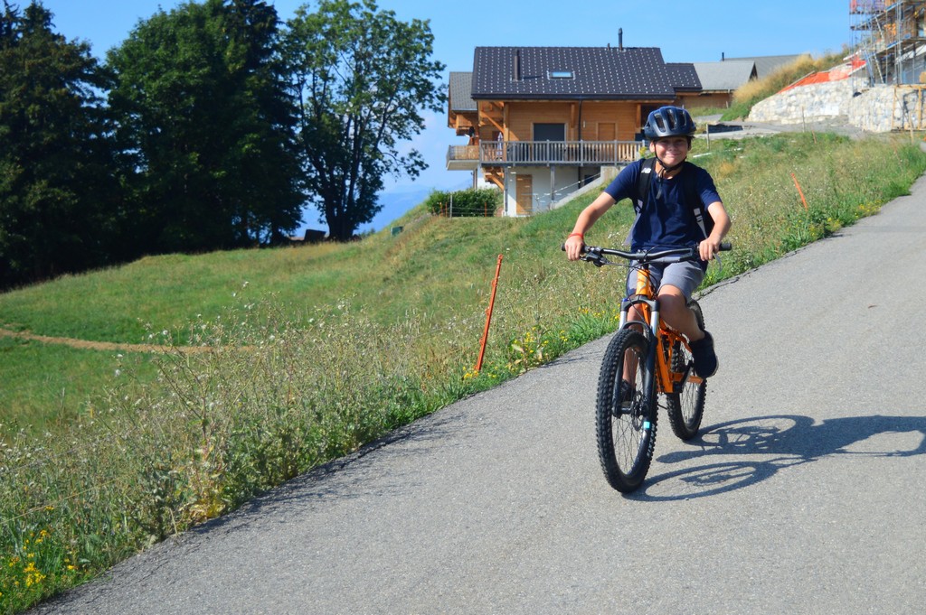 Village Camps International Summer Camp Leysin, Switzerland 2026-08-15 https://www.villagecamps.com/journals_admin/images/2109-4561-DSC_7915.jpg