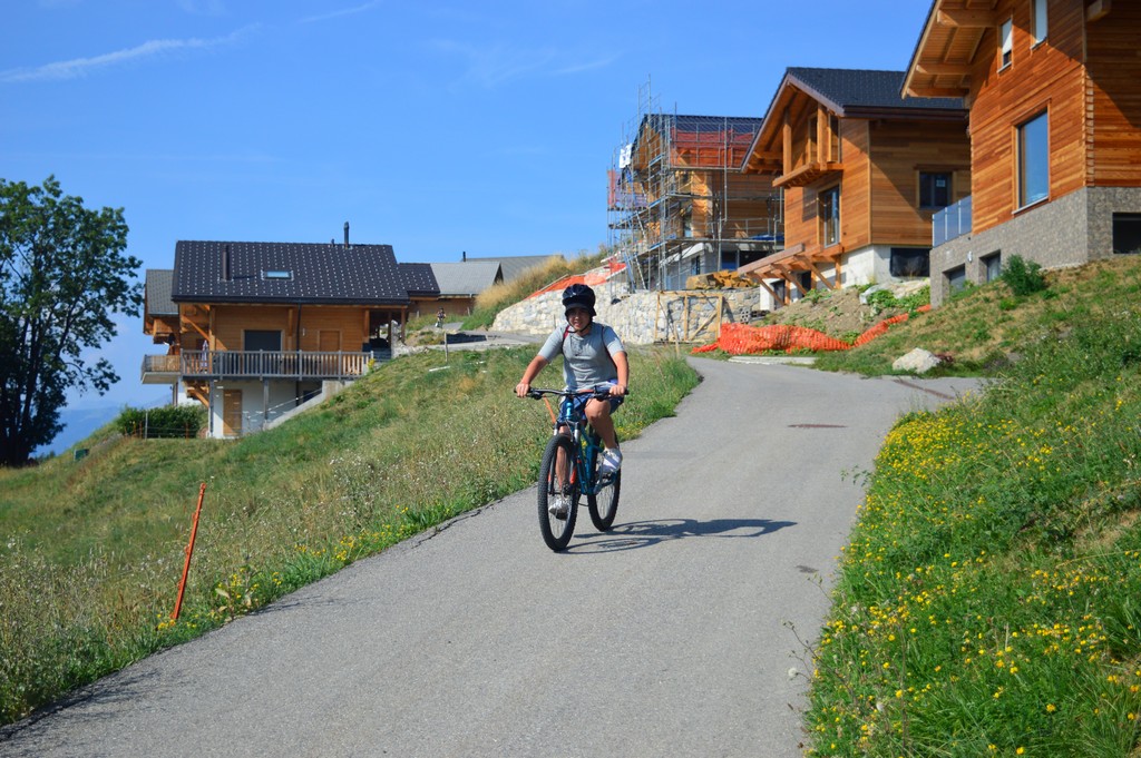 Village Camps International Summer Camp Leysin, Switzerland 2026-07-25 https://www.villagecamps.com/journals_admin/images/2109-4567-DSC_7909.jpg