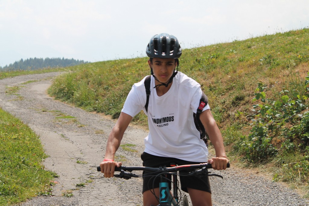Village Camps International Summer Camp Leysin, Switzerland 2025-08-09 https://www.villagecamps.com/journals_admin/images/2109-4613-IMG_4529.jpg
