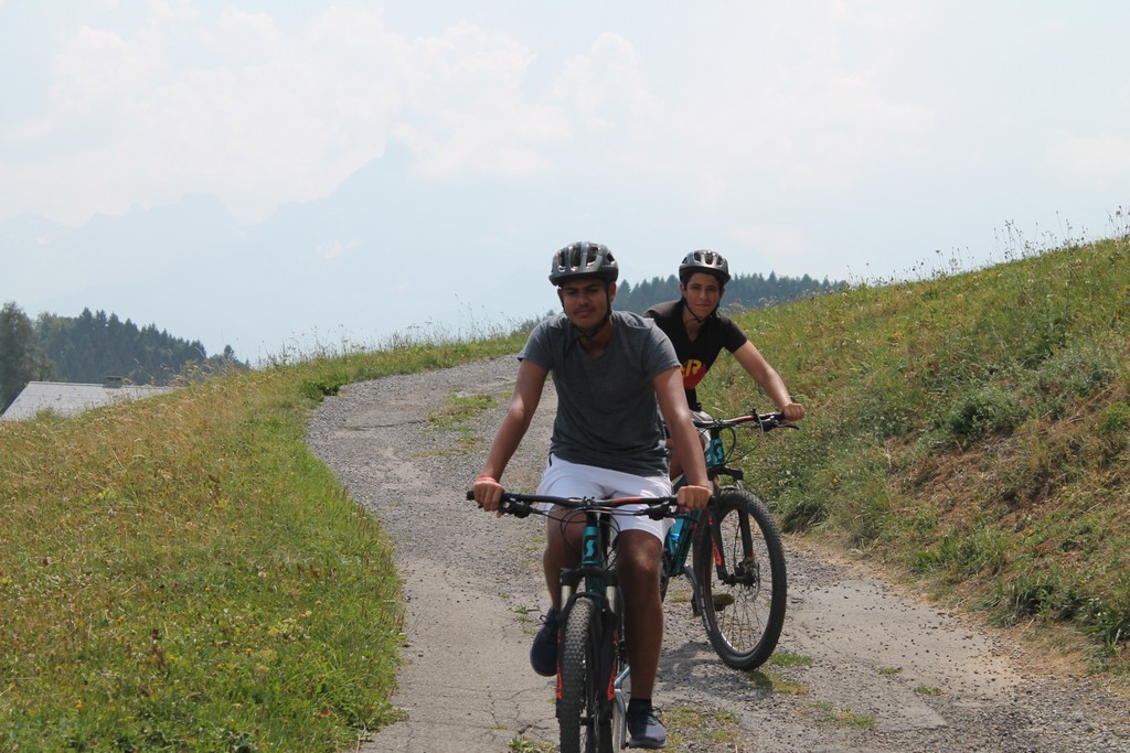 Village Camps International Summer Camp Leysin, Switzerland 2025-08-09 https://www.villagecamps.com/journals_admin/images/2109-4616-IMG_4537.jpg
