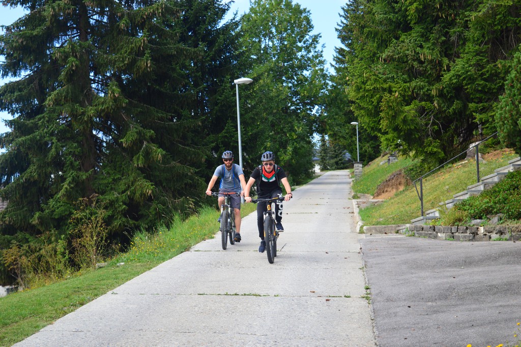 Village Camps International Summer Camp Leysin, Switzerland 2026-07-25 https://www.villagecamps.com/journals_admin/images/2110-1126-DSC_8181.jpg