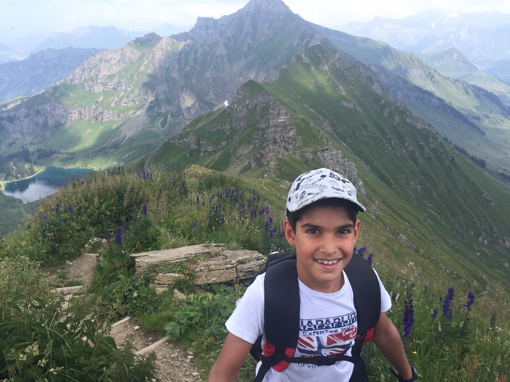 Village Camps International Summer Camp Leysin, Switzerland 2025-08-09 https://www.villagecamps.com/journals_admin/images/2110-1221-IMG_4312.jpg