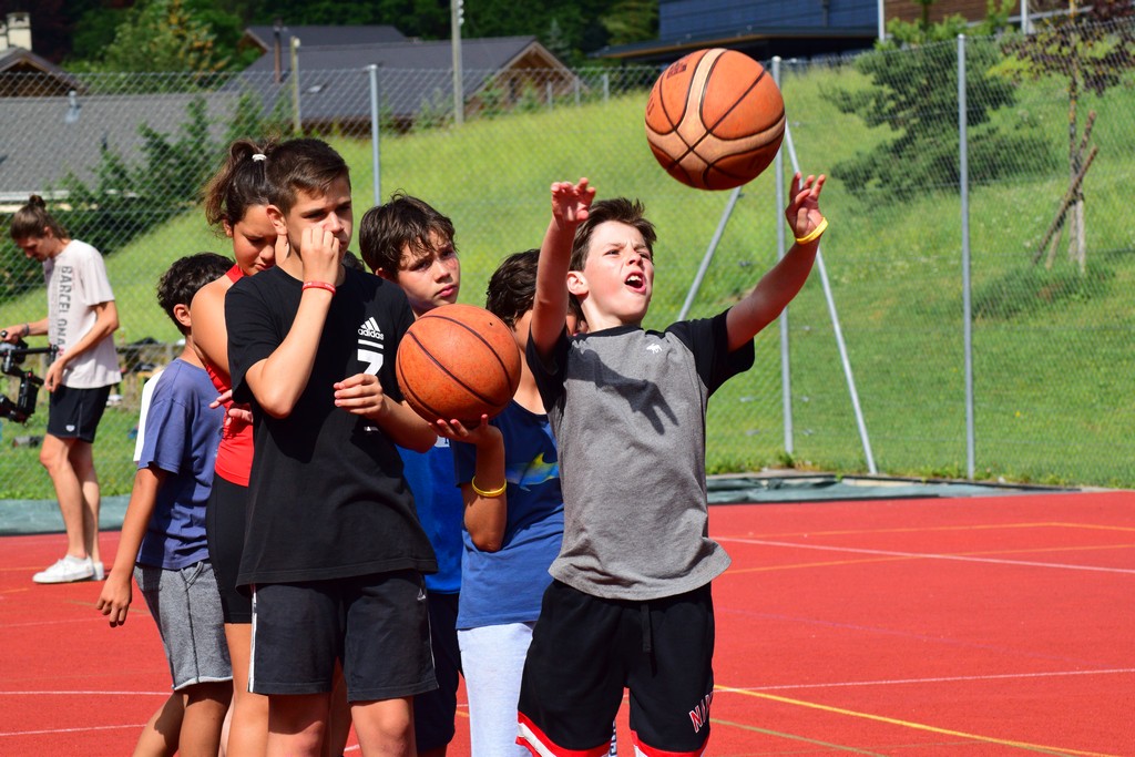 Village Camps International Summer Camp Leysin, Switzerland 2025-08-09 https://www.villagecamps.com/journals_admin/images/2199-1887-DSC_1143.jpg