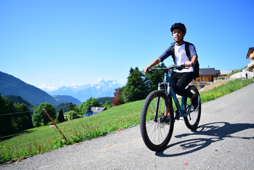 Village Camps International Summer Camp Leysin, Switzerland 2026-08-15 https://www.villagecamps.com/journals_admin/images/2200-1052-DSC_1702.jpg