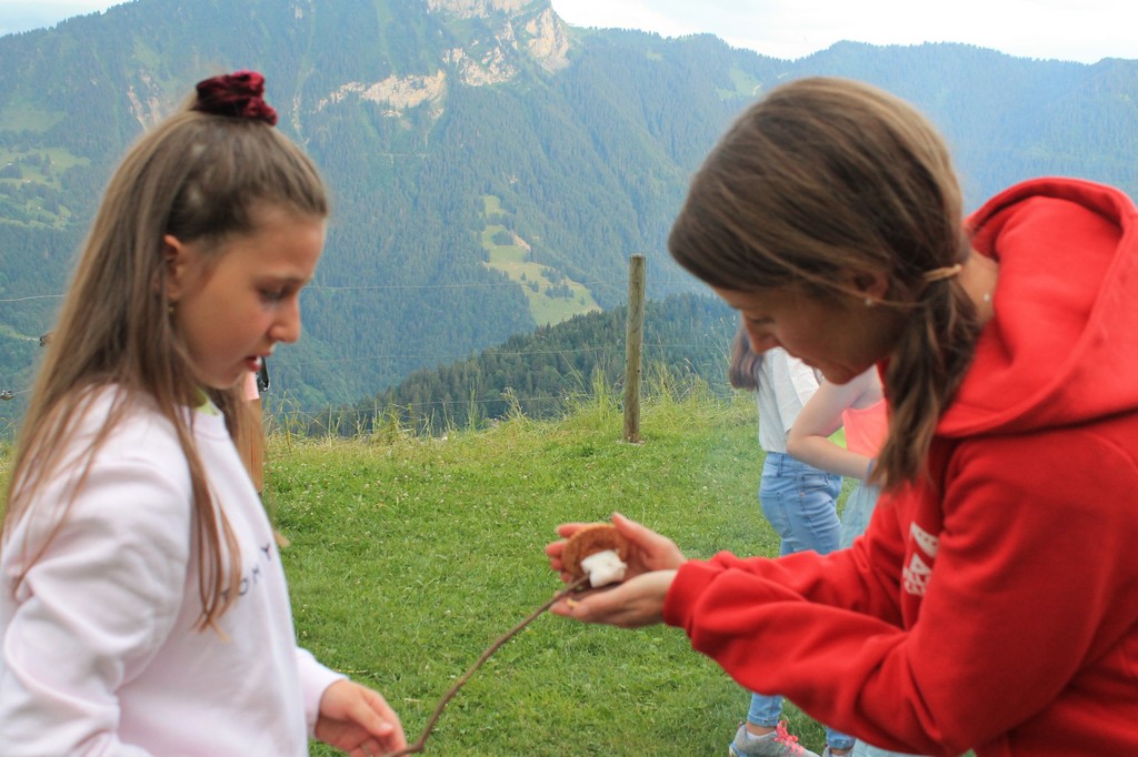 Village Camps International Summer Camp Leysin, Switzerland 2025-08-09 https://www.villagecamps.com/journals_admin/images/2204-9747-IMG_9314.jpg