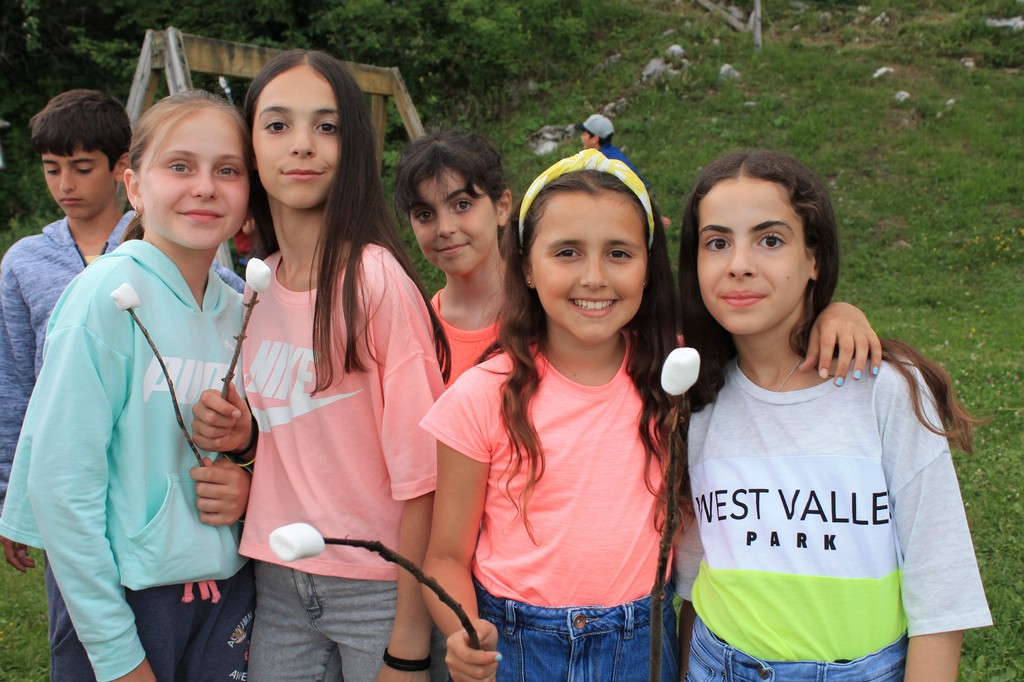 Village Camps International Summer Camp Leysin, Switzerland 2025-08-09 https://www.villagecamps.com/journals_admin/images/2204-9754-IMG_9309.jpg