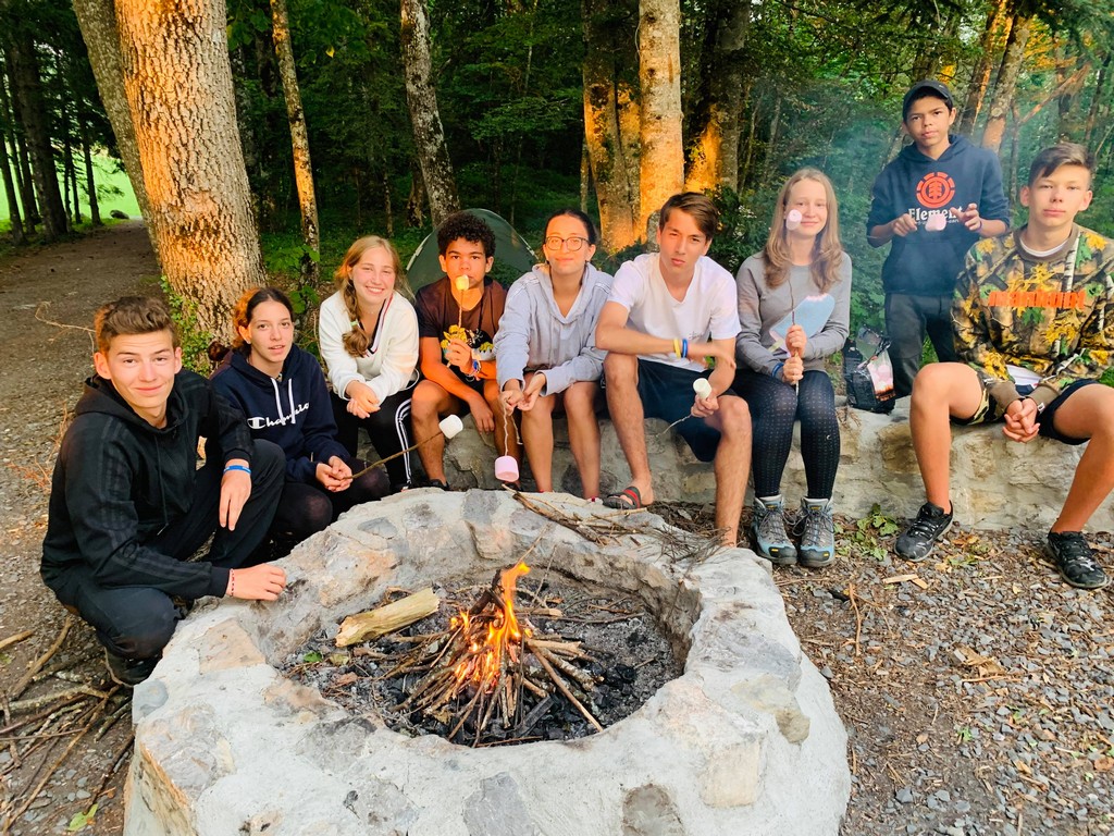 Village Camps International Summer Camp Leysin, Switzerland 2025-08-09 https://www.villagecamps.com/journals_admin/images/2205-1842-66503719_334669750787539_7027648553136685056_n.jpg