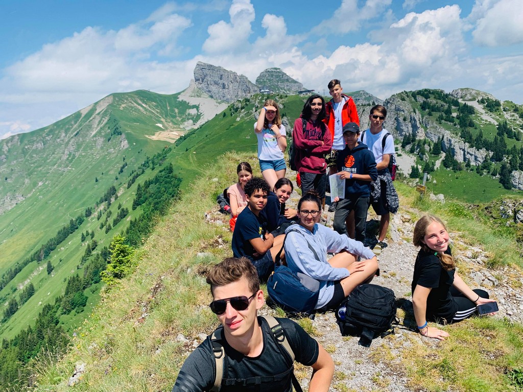 Village Camps International Summer Camp Leysin, Switzerland 2025-08-09 https://www.villagecamps.com/journals_admin/images/2205-1844-66595279_2512590665635859_1465665728723025920_n.jpg
