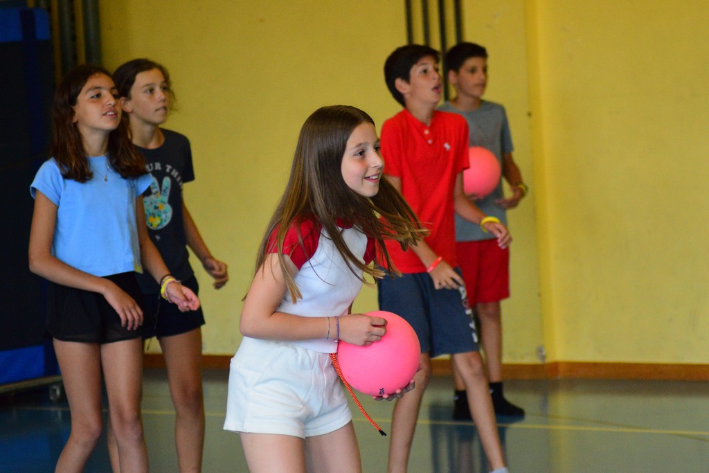 Village Camps International Summer Camp Leysin, Switzerland 2025-08-09 https://www.villagecamps.com/journals_admin/images/2206-1127-DSC_4446.jpg