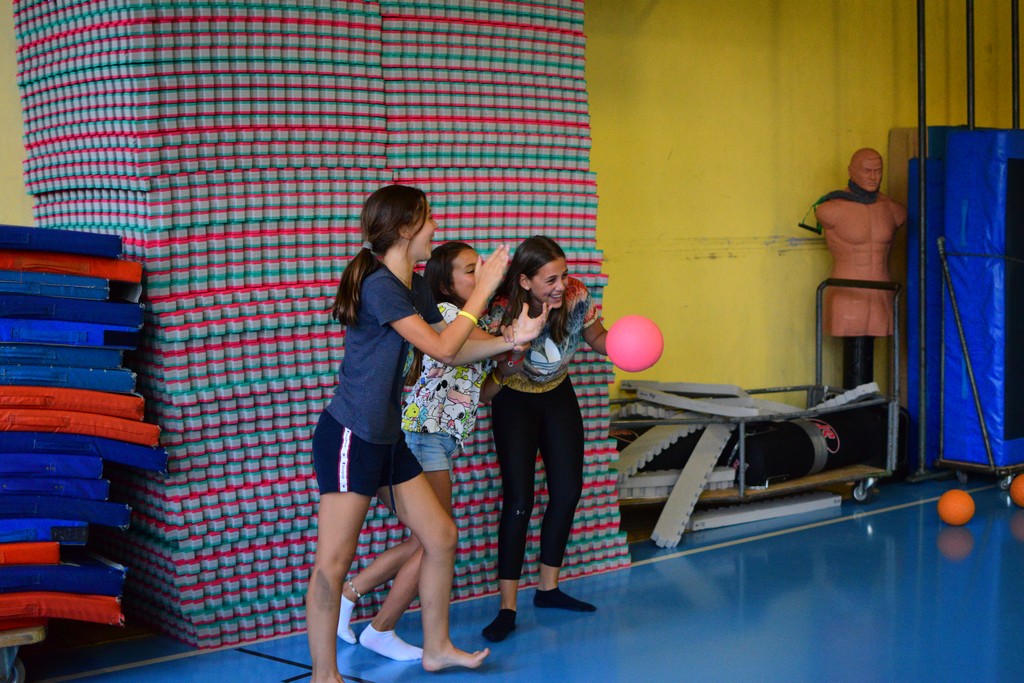 Village Camps International Summer Camp Leysin, Switzerland 2025-08-09 https://www.villagecamps.com/journals_admin/images/2206-1138-DSC_4486.jpg
