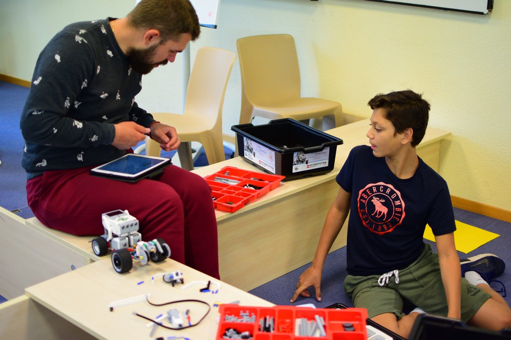 Village Camps International Summer Camp Leysin, Switzerland 2025-08-09 https://www.villagecamps.com/journals_admin/images/2208-6095-DSC_4584.jpg