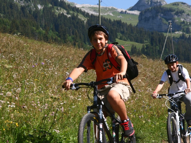 Village Camps International Summer Camp Leysin, Switzerland 2025-08-09 https://www.villagecamps.com/journals_admin/images/222-8-IMG_7758.jpg