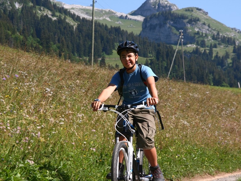 Village Camps International Summer Camp Leysin, Switzerland 2026-08-15 https://www.villagecamps.com/journals_admin/images/222-8-IMG_7761.jpg Village Camps International Summer Camp Leysin, Switzerland 2026-08-15 https://www.villagecamps.com/journals_admin/images/222-8-IMG_7761.jpg