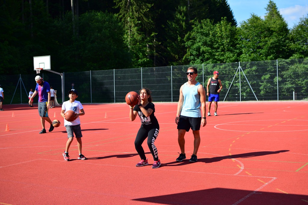 Village Camps International Summer Camp Leysin, Switzerland 2025-08-09 https://www.villagecamps.com/journals_admin/images/2299-3963-DSC_6930.jpg