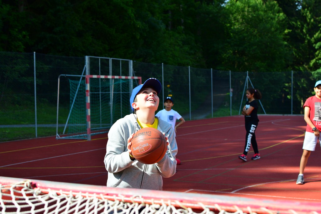 Village Camps International Summer Camp Leysin, Switzerland 2025-08-09 https://www.villagecamps.com/journals_admin/images/2299-3968-DSC_6966.jpg