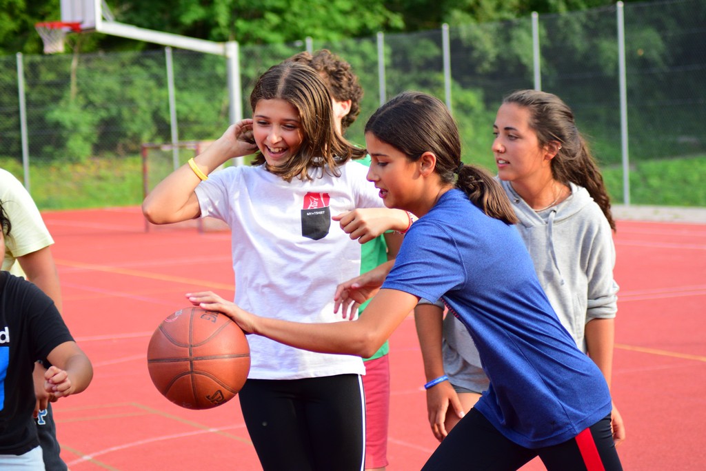 Village Camps International Summer Camp Leysin, Switzerland 2025-08-09 https://www.villagecamps.com/journals_admin/images/2300-2678-DSC_7948.jpg