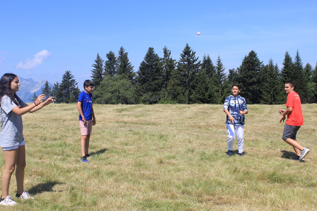Village Camps International Summer Camp Leysin, Switzerland 2026-08-15 https://www.villagecamps.com/journals_admin/images/2301-6212-IMG_7163.jpg Village Camps International Summer Camp Leysin, Switzerland 2026-08-15 https://www.villagecamps.com/journals_admin/images/2301-6212-IMG_7163.jpg