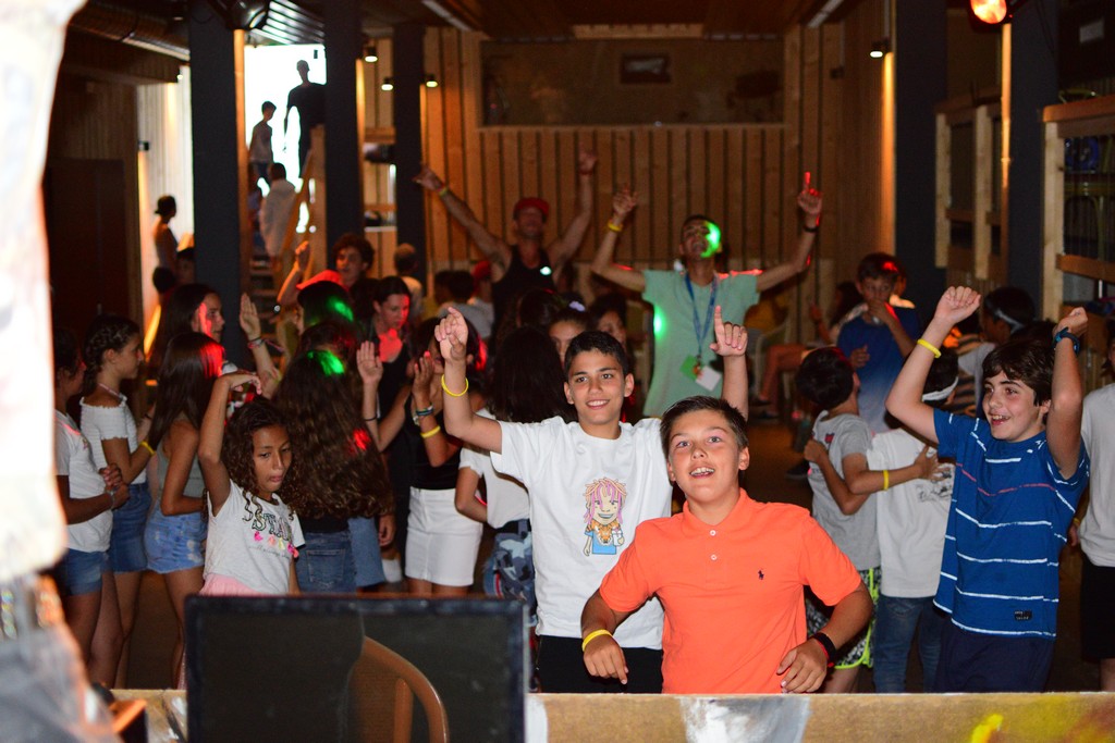 Village Camps International Summer Camp Leysin, Switzerland 2025-08-09 https://www.villagecamps.com/journals_admin/images/2303-3543-DSC_9382.jpg