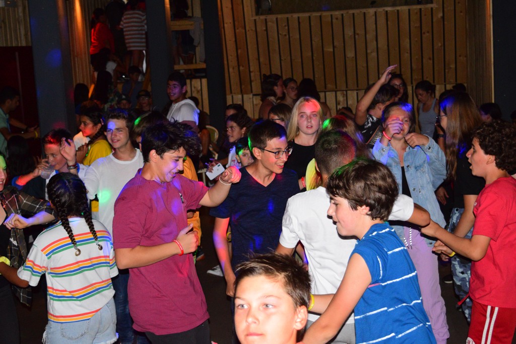 Village Camps International Summer Camp Leysin, Switzerland 2025-08-09 https://www.villagecamps.com/journals_admin/images/2303-3562-DSC_9490.jpg