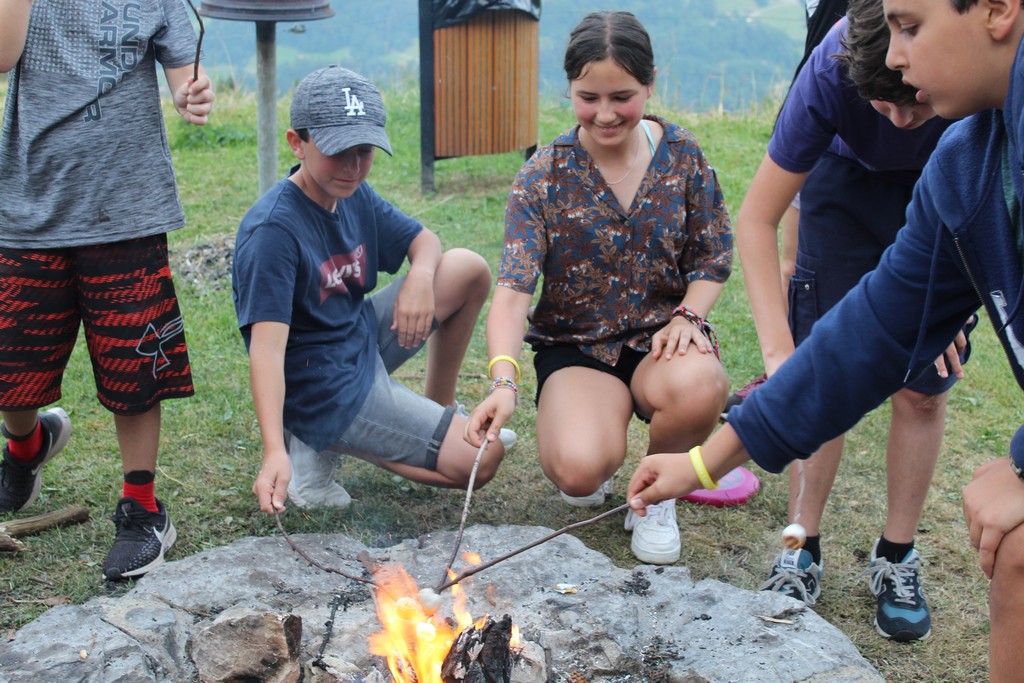 Village Camps International Summer Camp Leysin, Switzerland 2025-08-09 https://www.villagecamps.com/journals_admin/images/2304-7488-IMG_8621.jpg