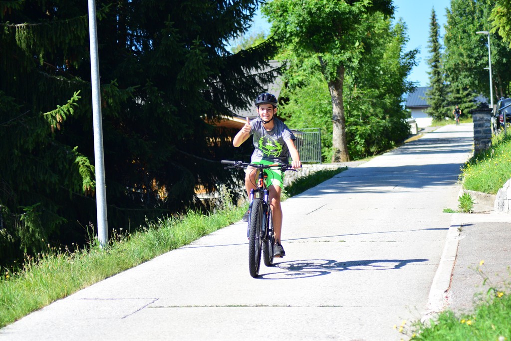 Village Camps International Summer Camp Leysin, Switzerland 2025-08-09 https://www.villagecamps.com/journals_admin/images/2305-3545-DSC_0320.jpg