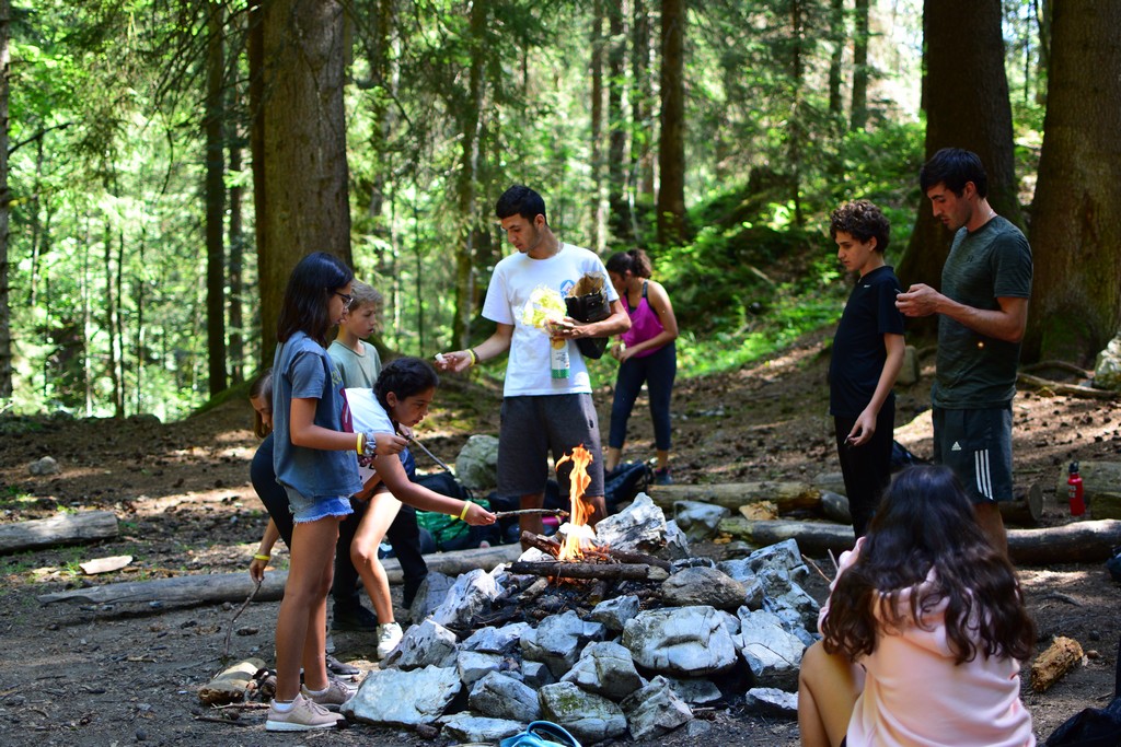 Village Camps International Summer Camp Leysin, Switzerland 2025-08-09 https://www.villagecamps.com/journals_admin/images/2306-9735-DSC_0615.jpg