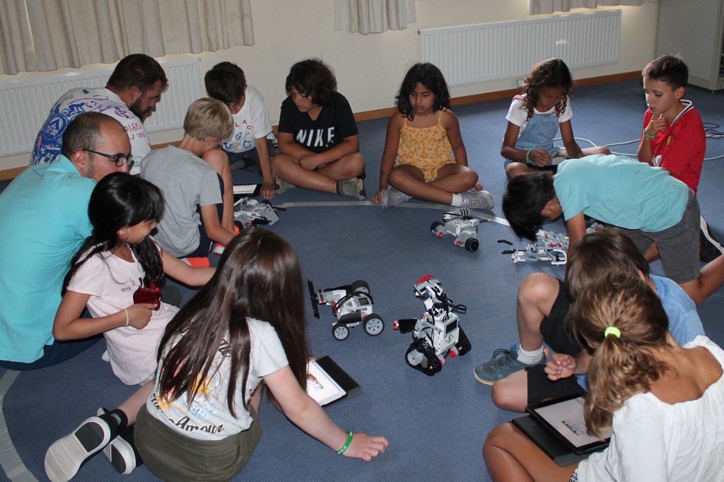 Village Camps International Summer Camp Leysin, Switzerland 2025-08-09 https://www.villagecamps.com/journals_admin/images/2306-9793-IMG_2186.jpg