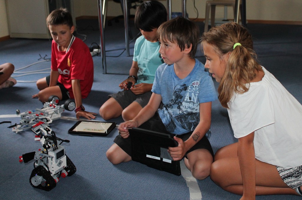 Village Camps International Summer Camp Leysin, Switzerland 2026-08-15 https://www.villagecamps.com/journals_admin/images/2306-9793-IMG_2188.jpg Village Camps International Summer Camp Leysin, Switzerland 2026-08-15 https://www.villagecamps.com/journals_admin/images/2306-9793-IMG_2188.jpg