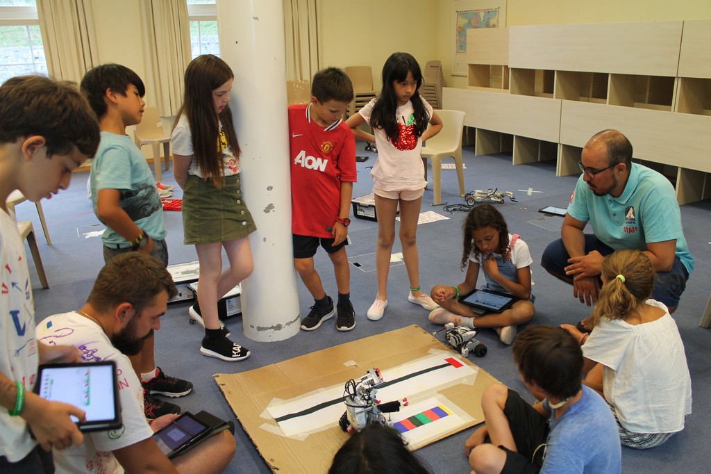 Village Camps International Summer Camp Leysin, Switzerland 2025-08-09 https://www.villagecamps.com/journals_admin/images/2306-9796-IMG_2202.jpg