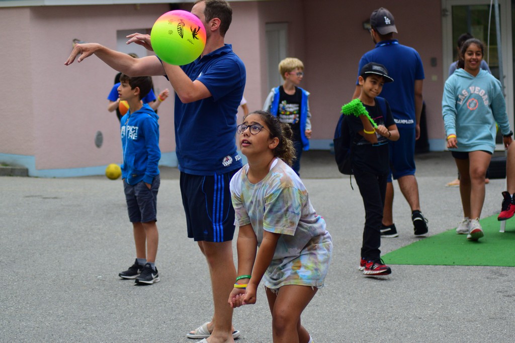 Village Camps International Summer Camp Leysin, Switzerland 2025-08-09 https://www.villagecamps.com/journals_admin/images/2309-3669-DSC_1780.jpg