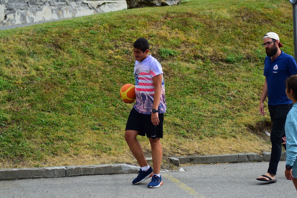 Village Camps International Summer Camp Leysin, Switzerland 2025-08-09 https://www.villagecamps.com/journals_admin/images/2309-3670-DSC_1769.jpg
