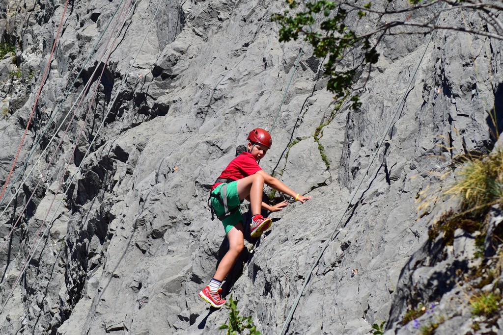 Village Camps International Summer Camp Leysin, Switzerland 2025-08-09 https://www.villagecamps.com/journals_admin/images/2326-4176-DSC_3353.jpg