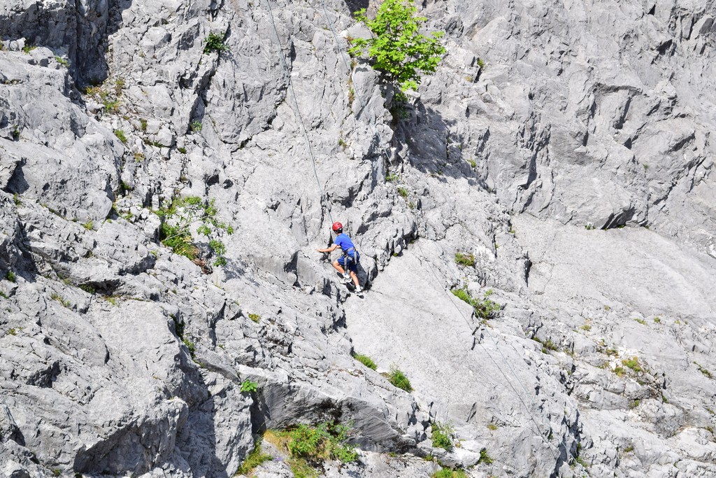 Village Camps International Summer Camp Leysin, Switzerland 2025-08-09 https://www.villagecamps.com/journals_admin/images/2327-4204-DSC_3801.jpg