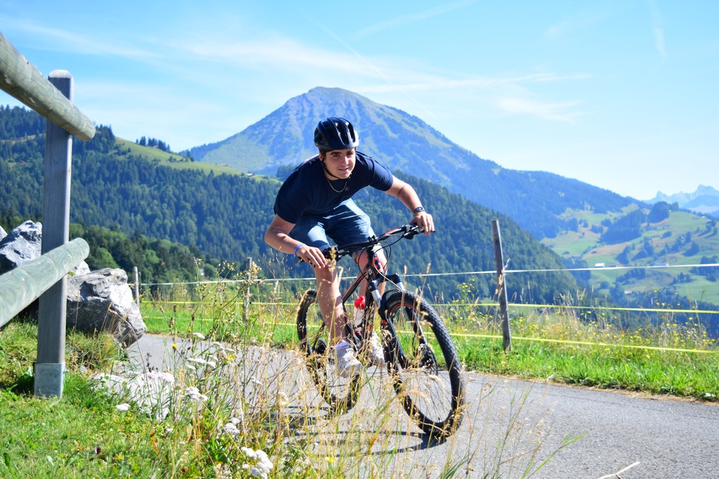 Village Camps International Summer Camp Leysin, Switzerland 2026-08-15 https://www.villagecamps.com/journals_admin/images/2328-4746-DSC_4094.jpg Village Camps International Summer Camp Leysin, Switzerland 2026-08-15 https://www.villagecamps.com/journals_admin/images/2328-4746-DSC_4094.jpg