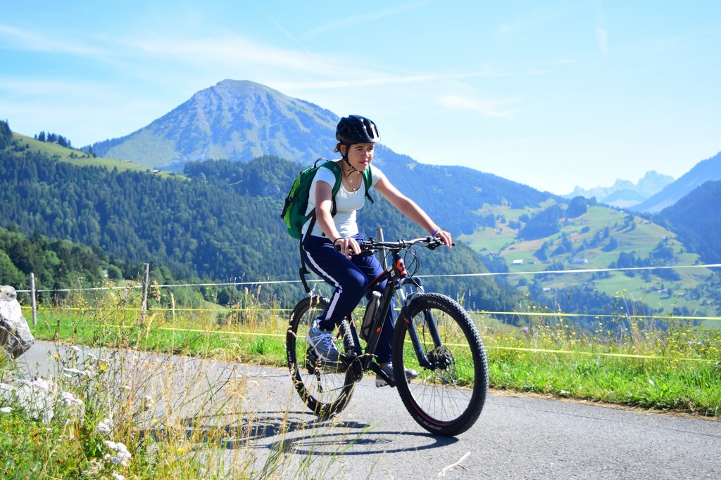 Village Camps International Summer Camp Leysin, Switzerland 2025-08-09 https://www.villagecamps.com/journals_admin/images/2328-4746-DSC_4105.jpg