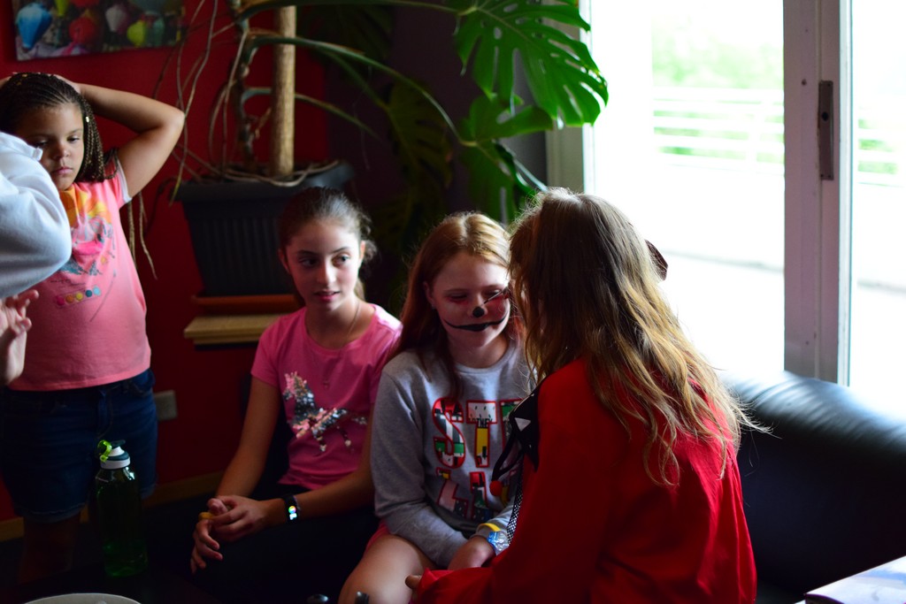 Village Camps International Summer Camp Leysin, Switzerland 2025-08-09 https://www.villagecamps.com/journals_admin/images/2329-4098-DSC_5387.jpg