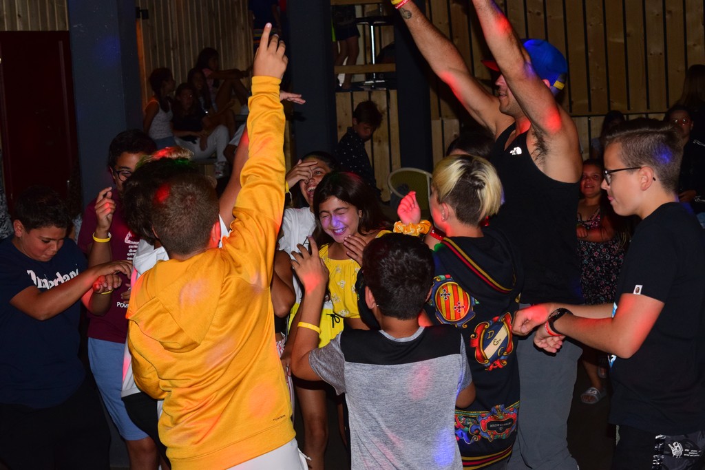 Village Camps International Summer Camp Leysin, Switzerland 2025-08-09 https://www.villagecamps.com/journals_admin/images/2331-2432-DSC_5976.jpg