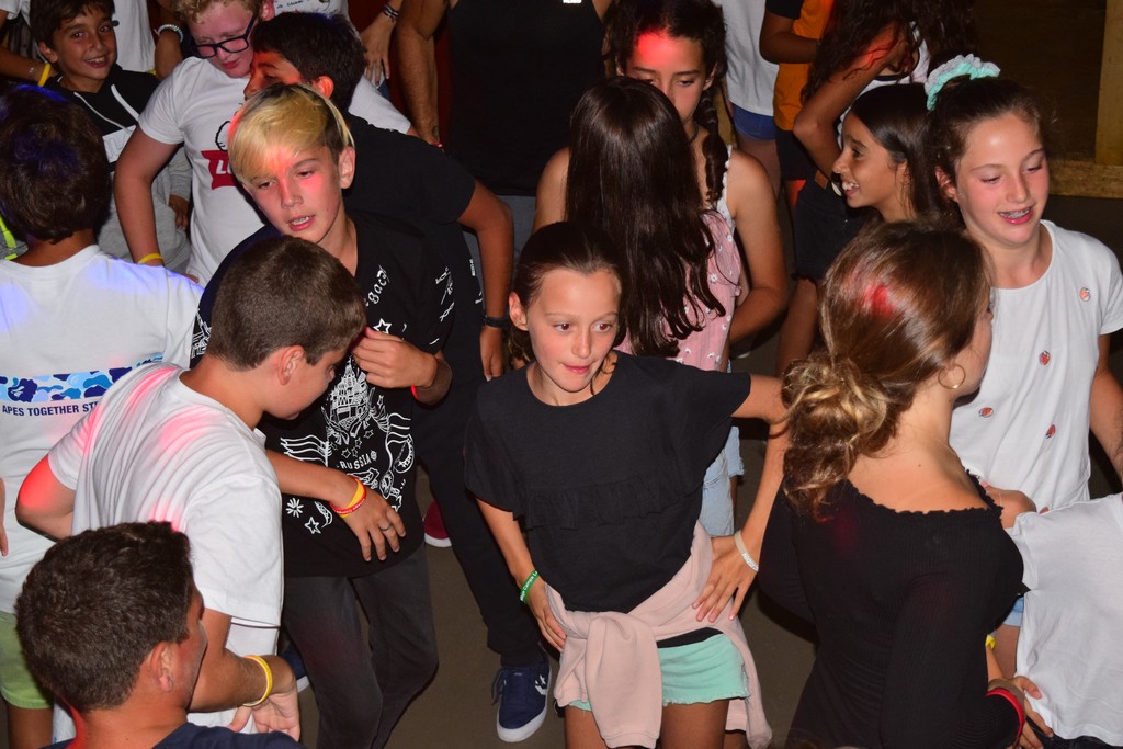 Village Camps International Summer Camp Leysin, Switzerland 2026-07-26 https://www.villagecamps.com/journals_admin/images/2331-2432-DSC_6018.jpg