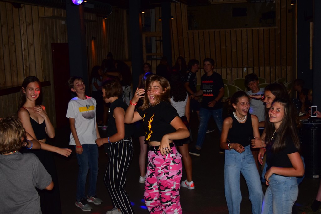 Village Camps International Summer Camp Leysin, Switzerland 2025-08-09 https://www.villagecamps.com/journals_admin/images/2331-2433-DSC_6072.jpg