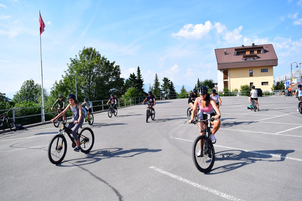 Village Camps International Summer Camp Leysin, Switzerland 2025-08-09 https://www.villagecamps.com/journals_admin/images/2333-0238-DSC_6593.jpg