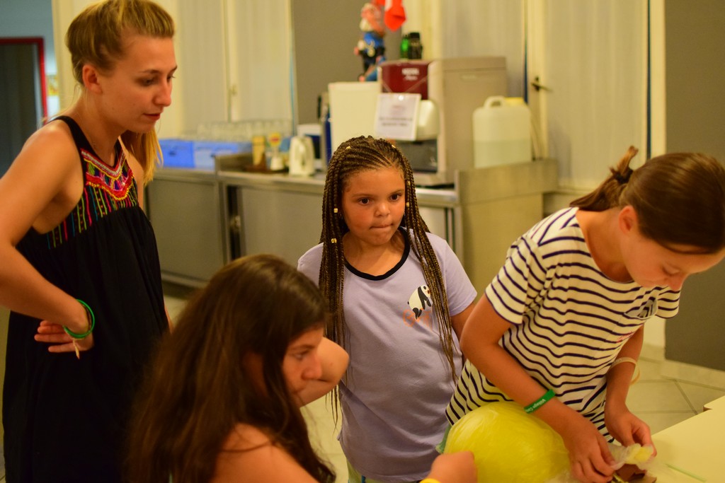 Village Camps International Summer Camp Leysin, Switzerland 2025-08-09 https://www.villagecamps.com/journals_admin/images/2333-0242-DSC_6990.jpg