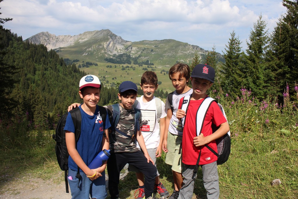 Village Camps International Summer Camp Leysin, Switzerland 2025-08-09 https://www.villagecamps.com/journals_admin/images/2333-0243-IMG_6134.jpg