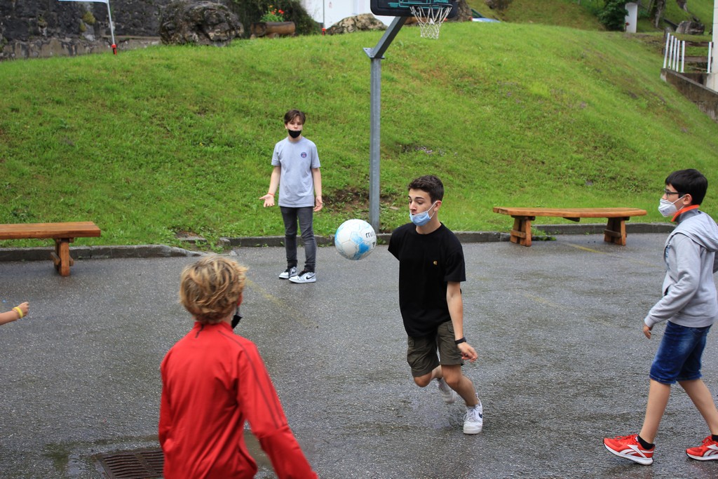 Village Camps International Summer Camp Leysin, Switzerland 2025-08-09 https://www.villagecamps.com/journals_admin/images/2374-7625-IMG_4235.jpg