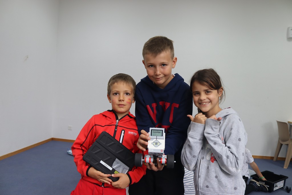 Village Camps International Summer Camp Leysin, Switzerland 2025-08-09 https://www.villagecamps.com/journals_admin/images/2377-7060-IMG_0478.jpg