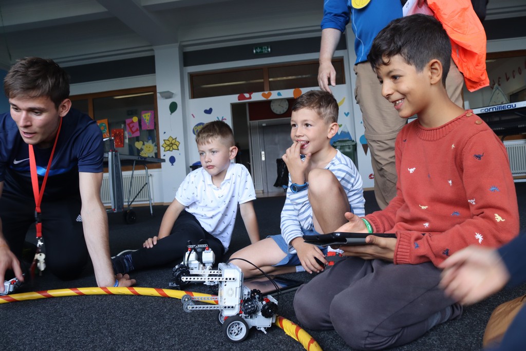 Village Camps International Summer Camp Leysin, Switzerland 2026-08-15 https://www.villagecamps.com/journals_admin/images/2377-7085-IMG_0648.jpg
