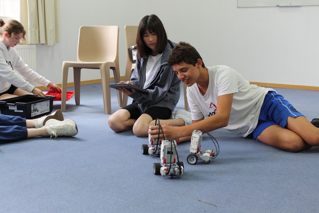 Village Camps International Summer Camp Leysin, Switzerland 2026-08-15 https://www.villagecamps.com/journals_admin/images/2378-4994-IMG_0911.jpg Village Camps International Summer Camp Leysin, Switzerland 2026-08-15 https://www.villagecamps.com/journals_admin/images/2378-4994-IMG_0911.jpg