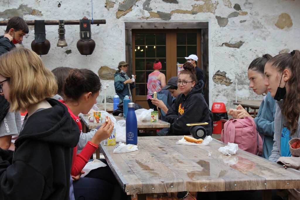 Village Camps International Summer Camp Leysin, Switzerland 2025-08-09 https://www.villagecamps.com/journals_admin/images/2378-5062-IMG_5721.jpg